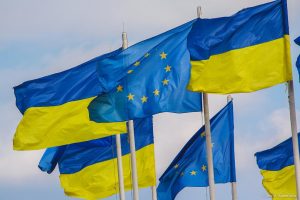 https://www.europarl.europa.eu/topics/el/article/20220127STO22047/pos-i-ee-stirizei-tin-oukrania